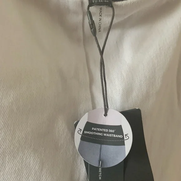 Pants - Picture 3 of 4